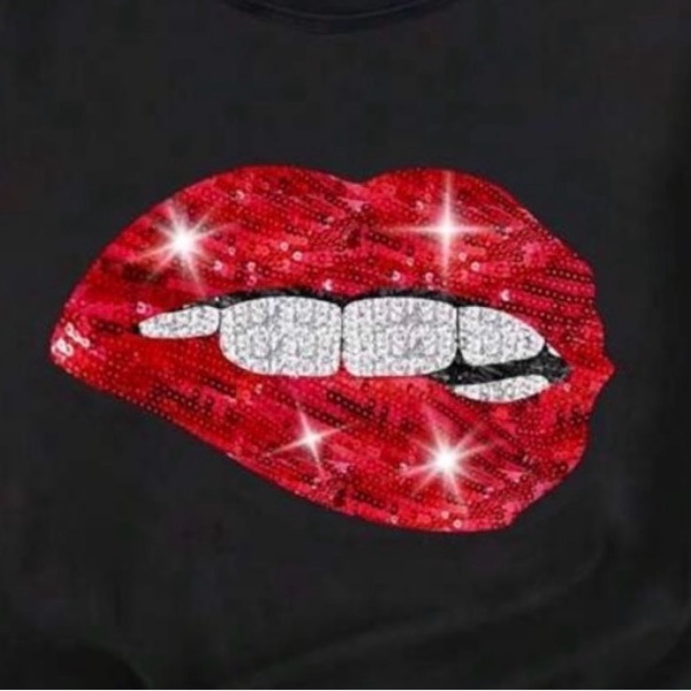Sequin Lips Graphic Tee - Black and Red